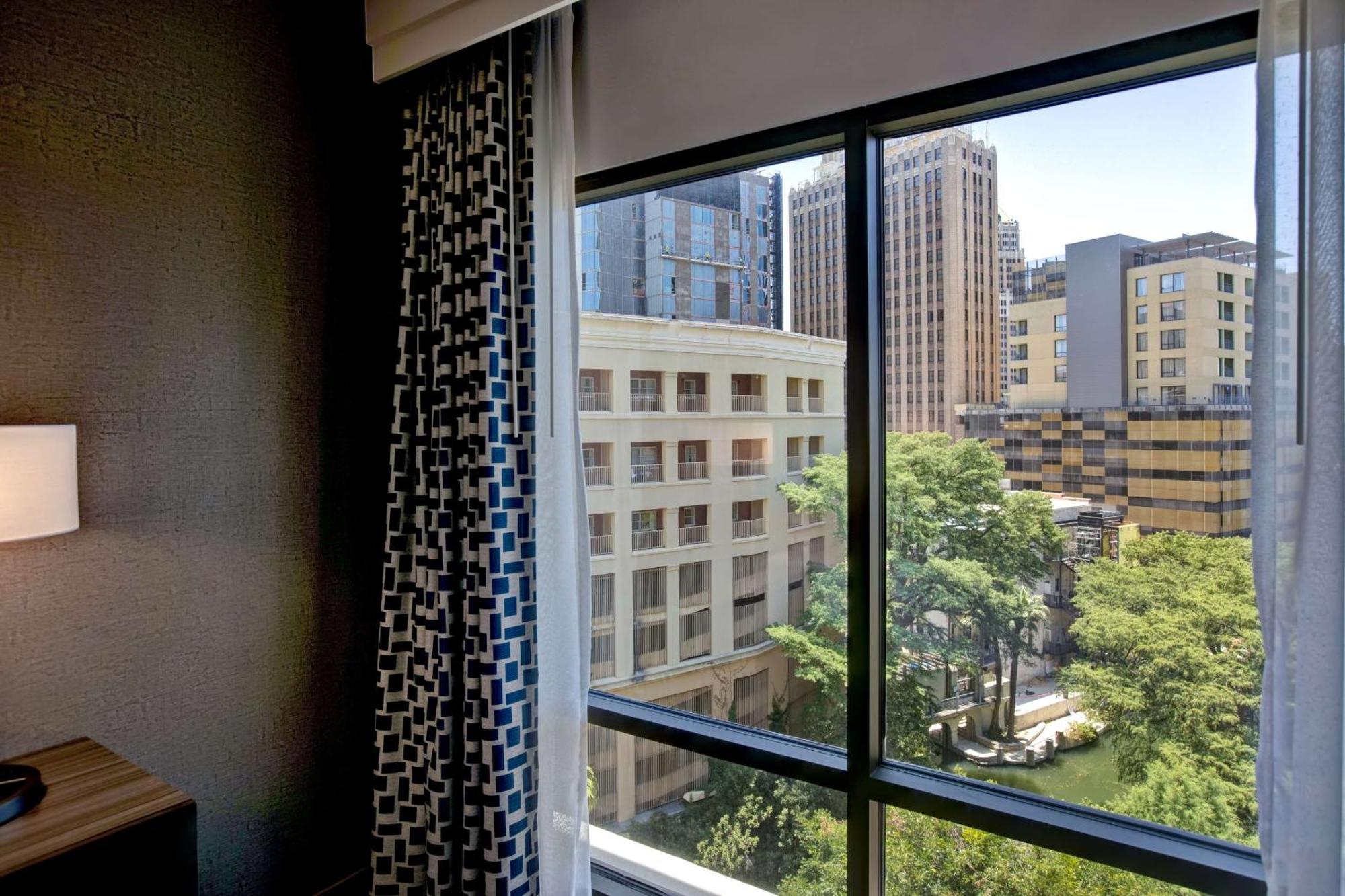 Hampton Inn & Suites San Antonio Riverwalk Extérieur photo