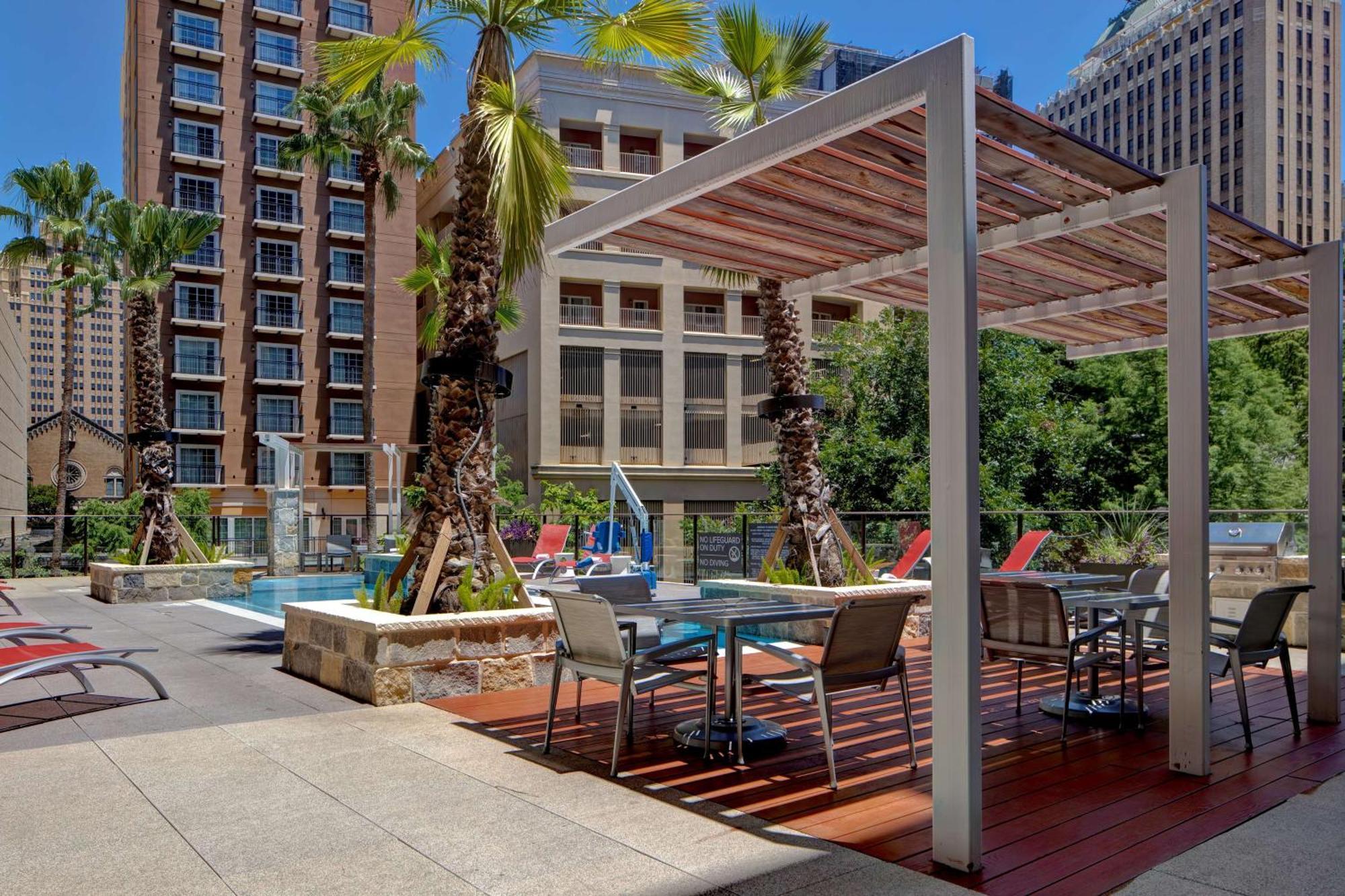 Hampton Inn & Suites San Antonio Riverwalk Extérieur photo